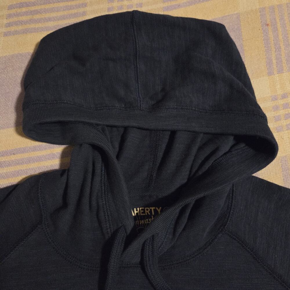 Faherty Sunwashed Hoodie Organic Cotton White Blue Stripe Sun Back - Picture 9 of 9